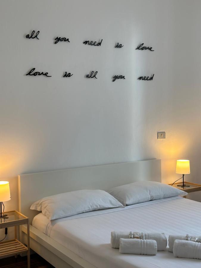 Xenia Apartments - Bright And Elegant Apartment Milano Esterno foto