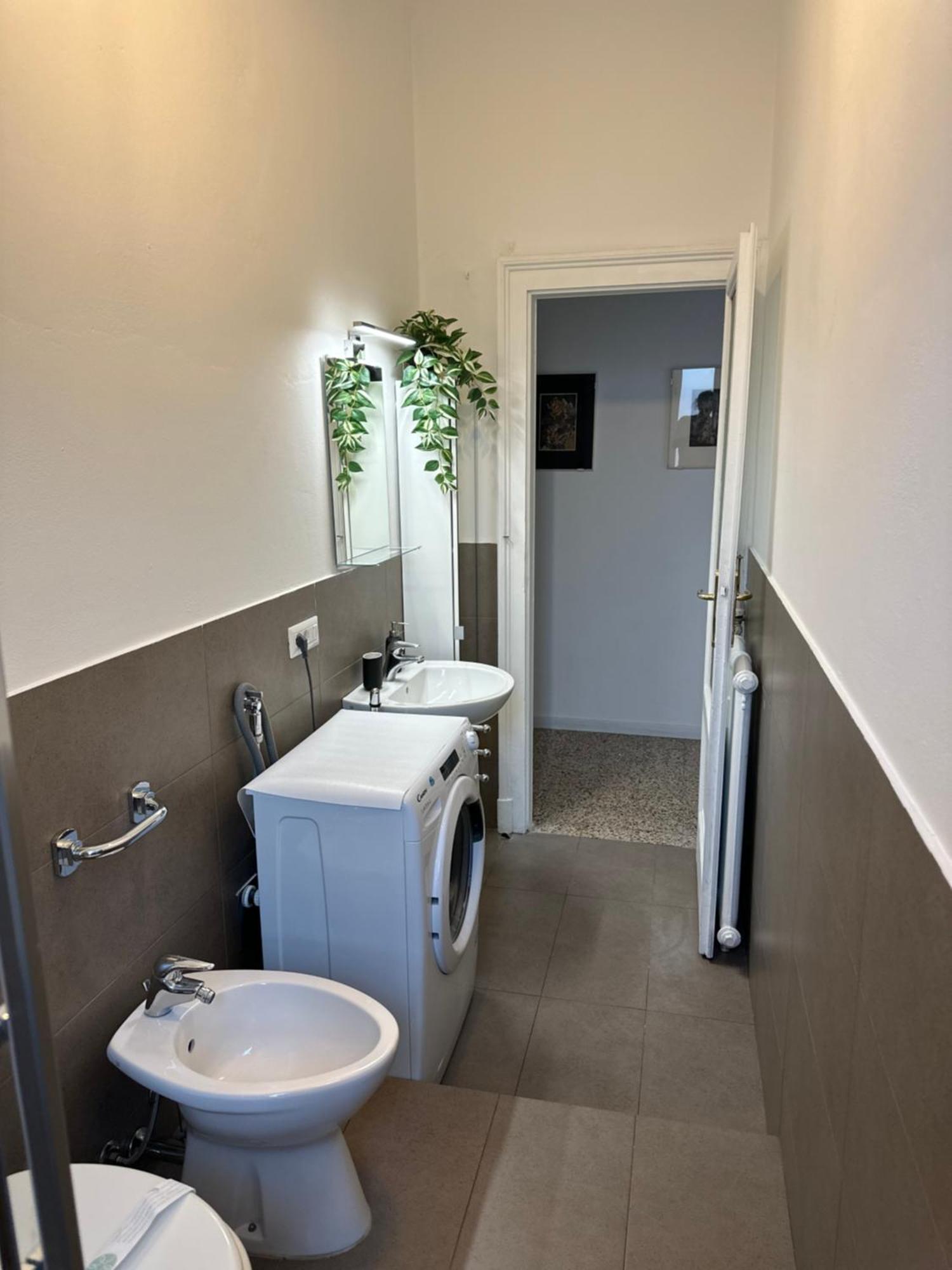 Xenia Apartments - Bright And Elegant Apartment Milano Esterno foto